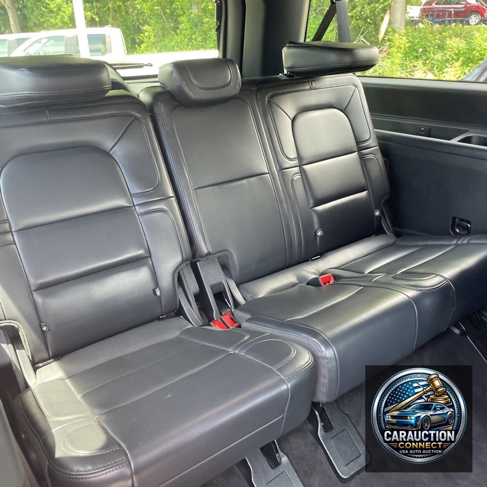 2022 Lincoln Navigator L Reserve