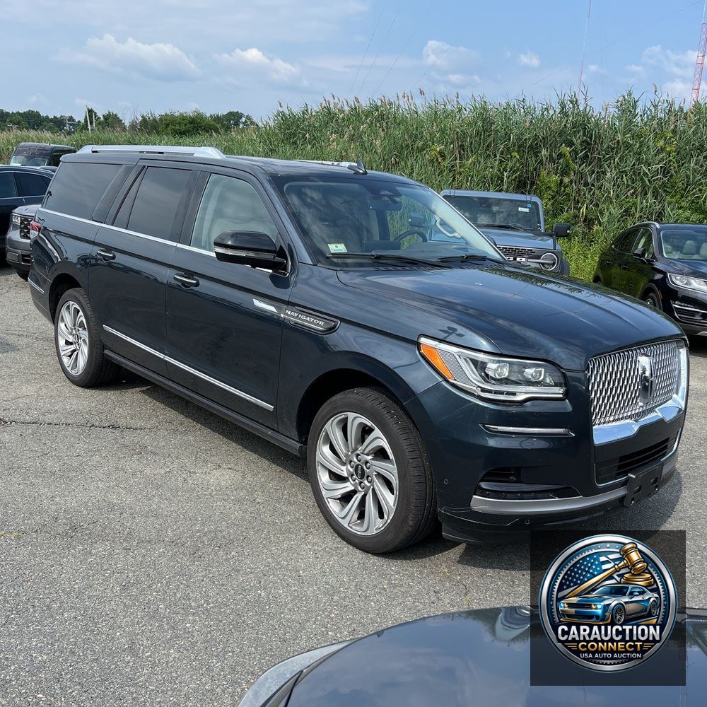 2022 Lincoln Navigator L Reserve