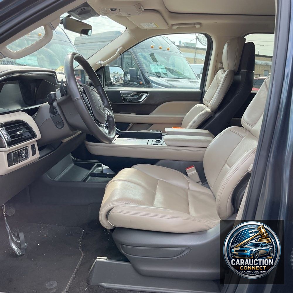 2022 Lincoln Navigator L Reserve