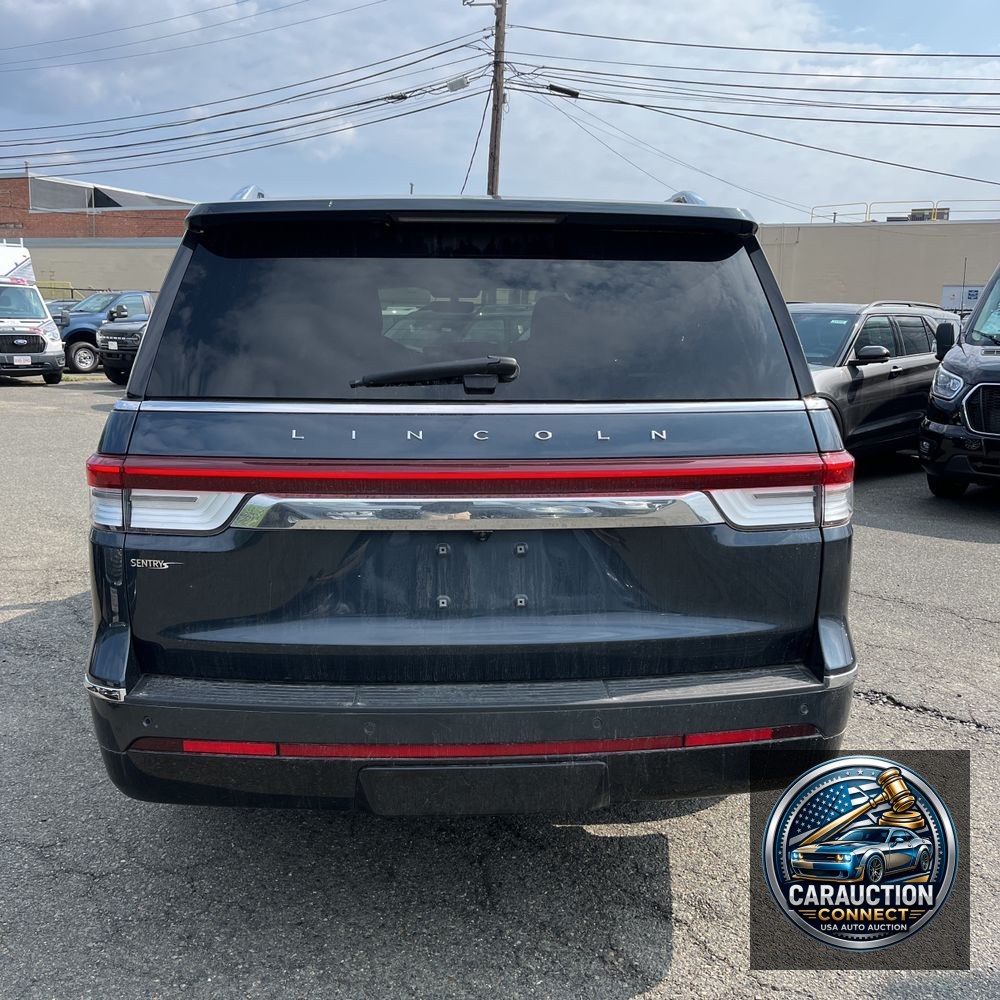 2022 Lincoln Navigator L Reserve