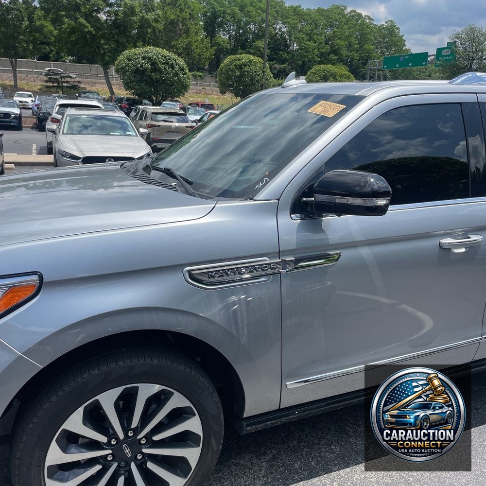 2022 Lincoln Navigator L Reserve