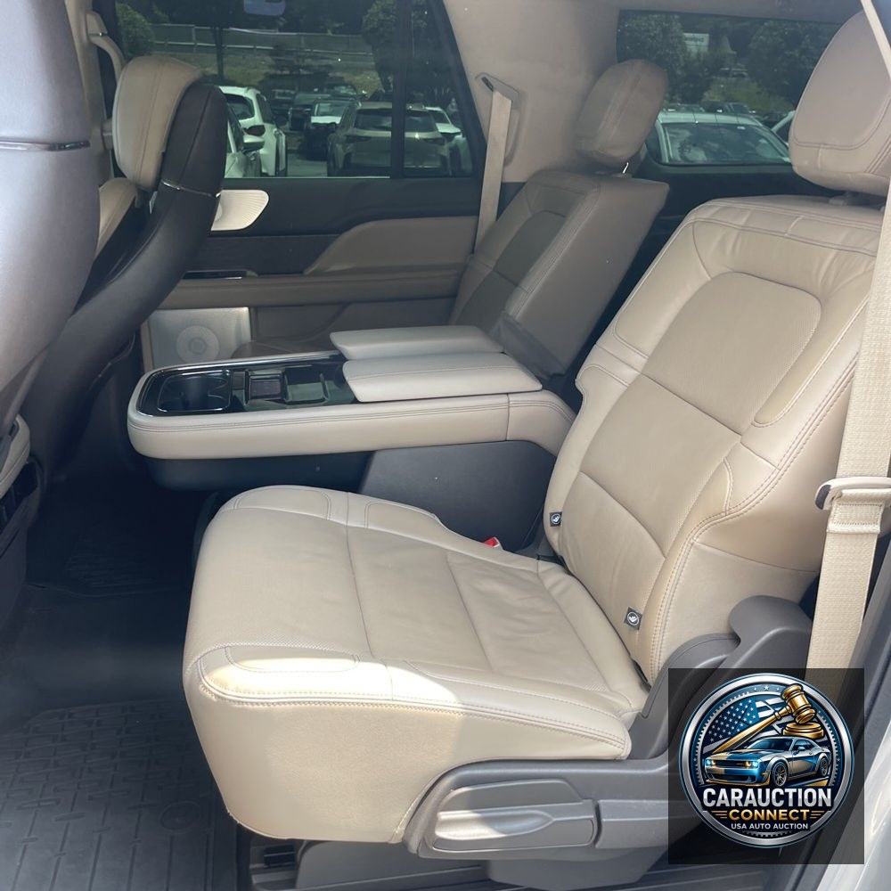 2022 Lincoln Navigator L Reserve