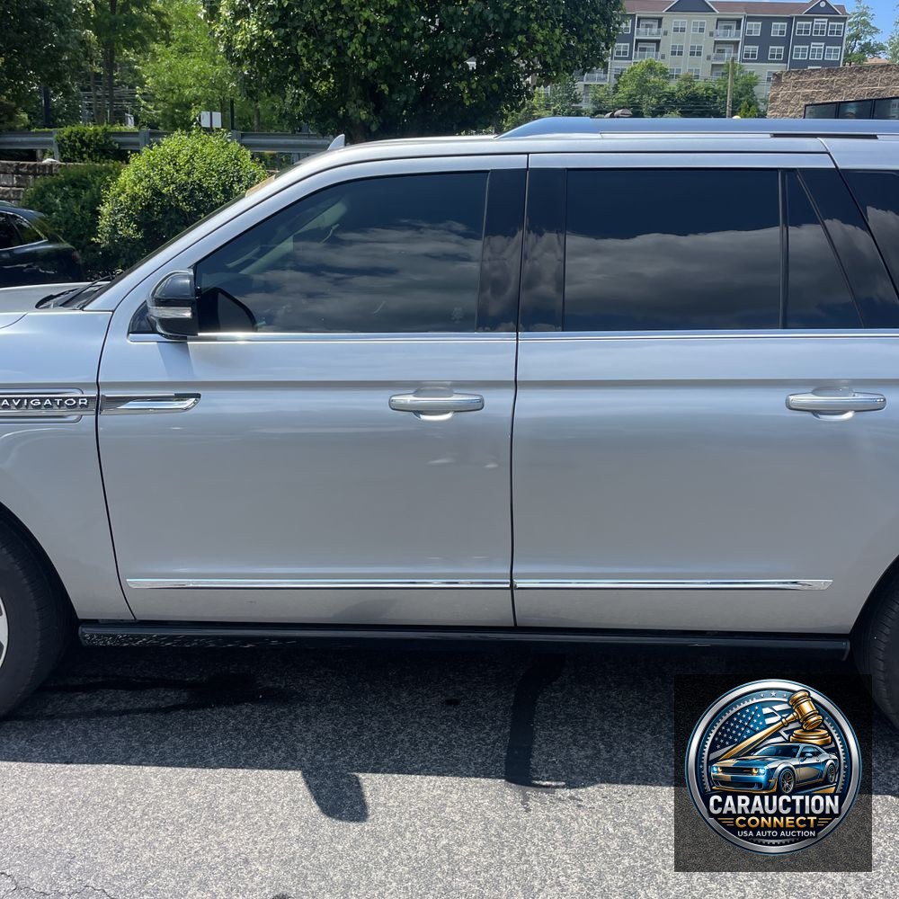 2022 Lincoln Navigator L Reserve