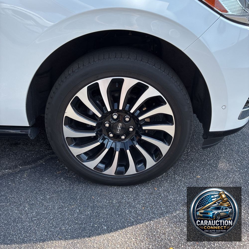 2023 Lincoln Navigator L Black Label