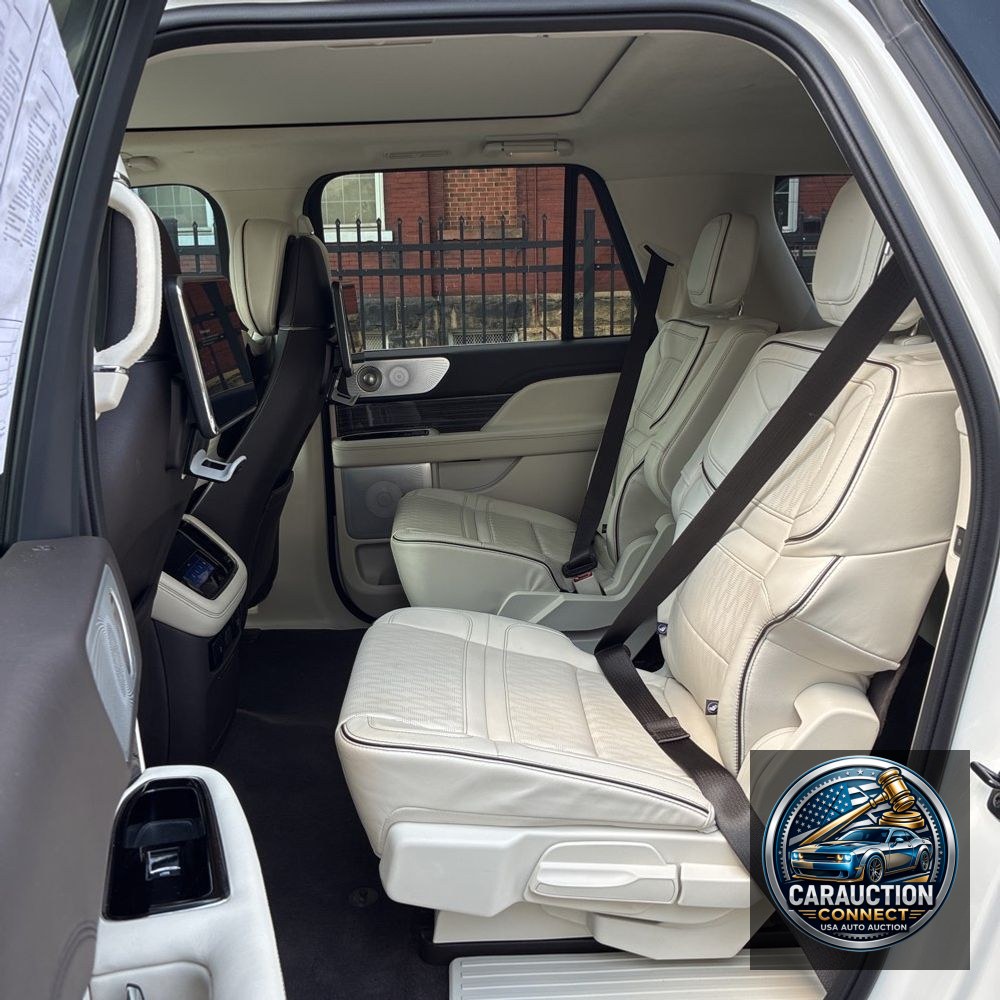 2023 Lincoln Navigator L Black Label