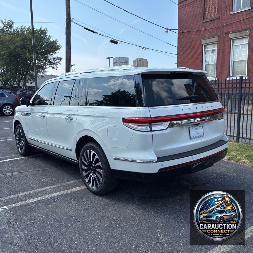 2023 Lincoln Navigator L Black Label