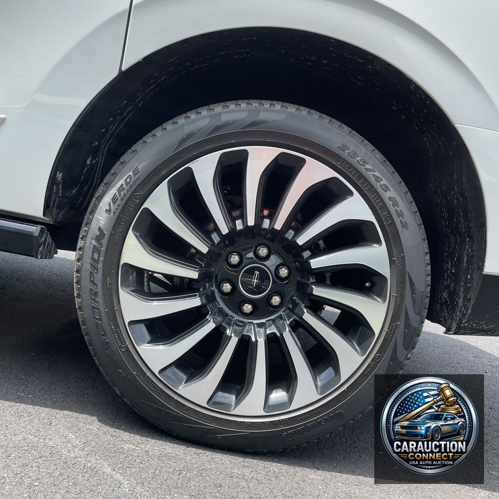 2022 Lincoln Navigator L Black Label