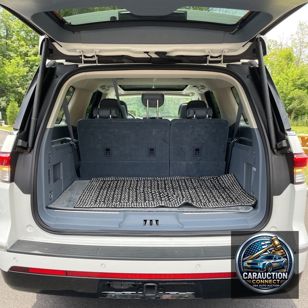 2022 Lincoln Navigator L Black Label