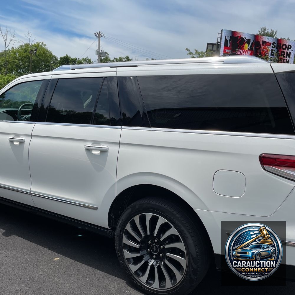 2022 Lincoln Navigator L Black Label