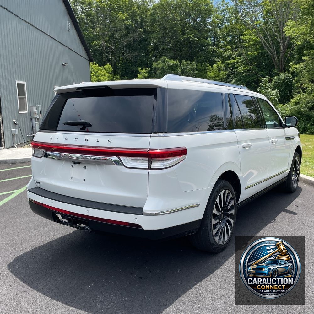 2022 Lincoln Navigator L Black Label