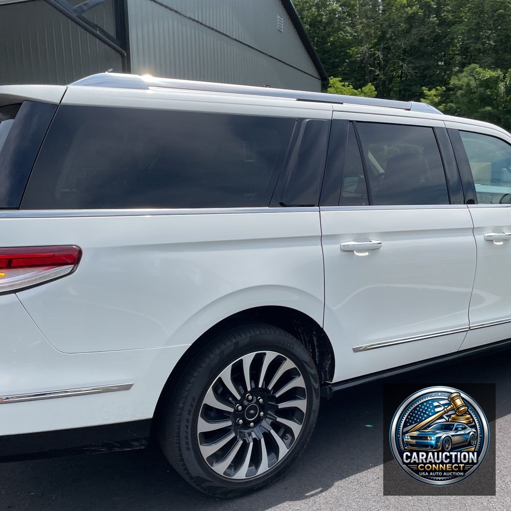 2022 Lincoln Navigator L Black Label