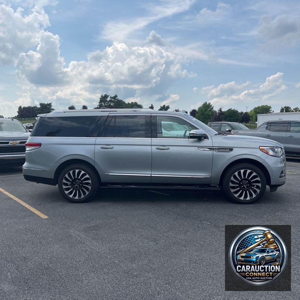 2022 Lincoln Navigator L Black Label