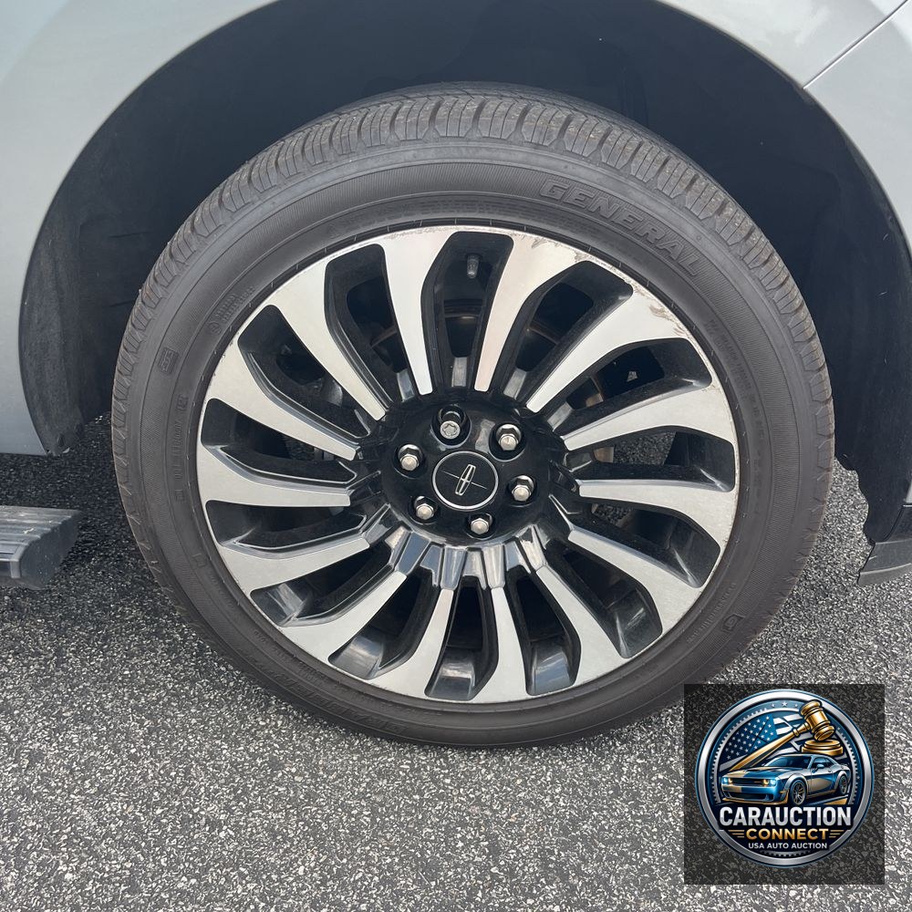 2022 Lincoln Navigator L Black Label