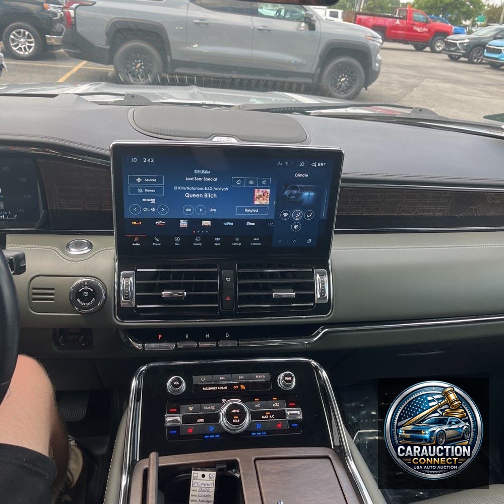 2022 Lincoln Navigator L Black Label