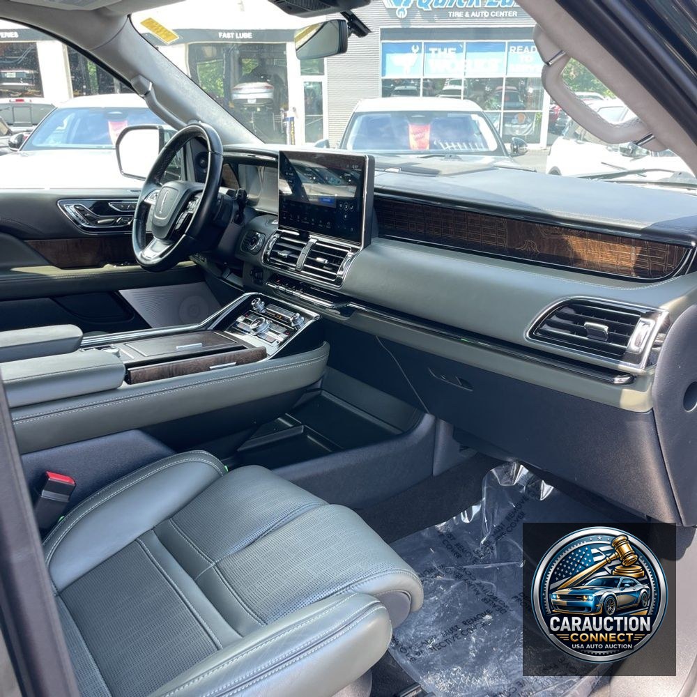 2022 Lincoln Navigator L Black Label