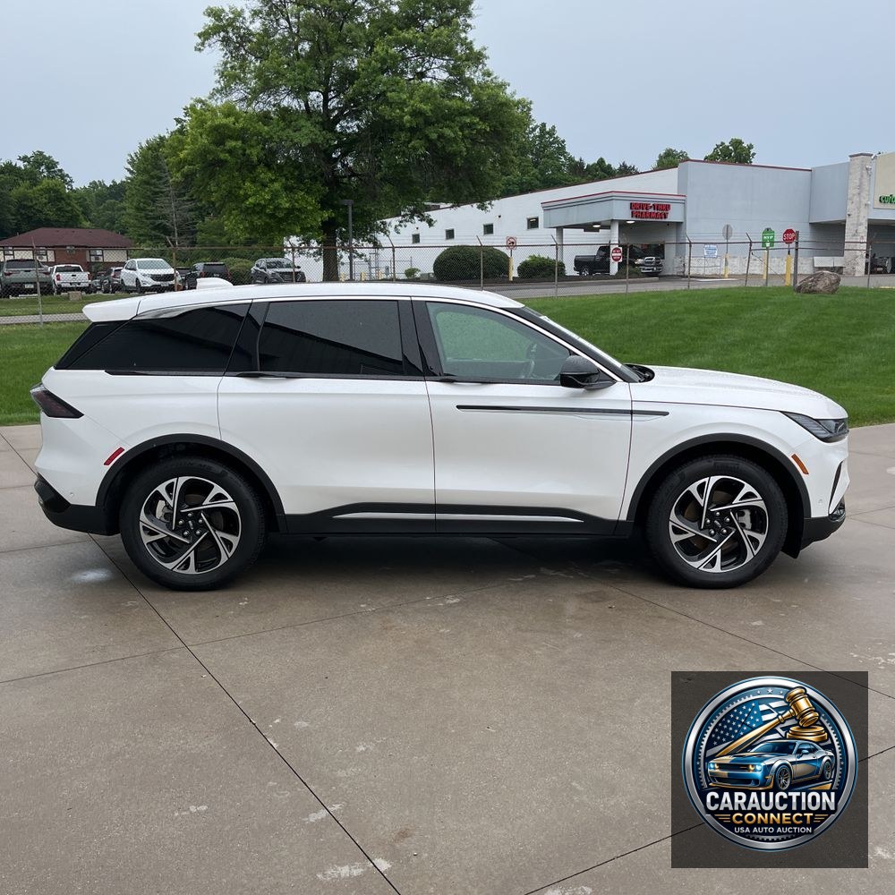 2024 Lincoln Nautilus Hybrid Premiere