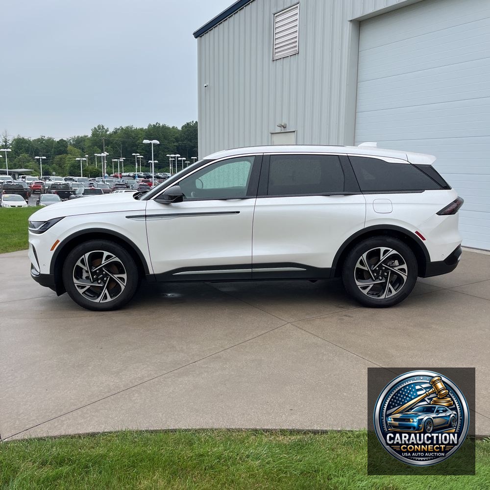 2024 Lincoln Nautilus Hybrid Premiere