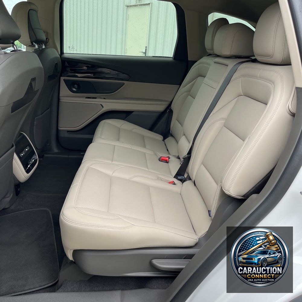 2024 Lincoln Nautilus Hybrid Premiere