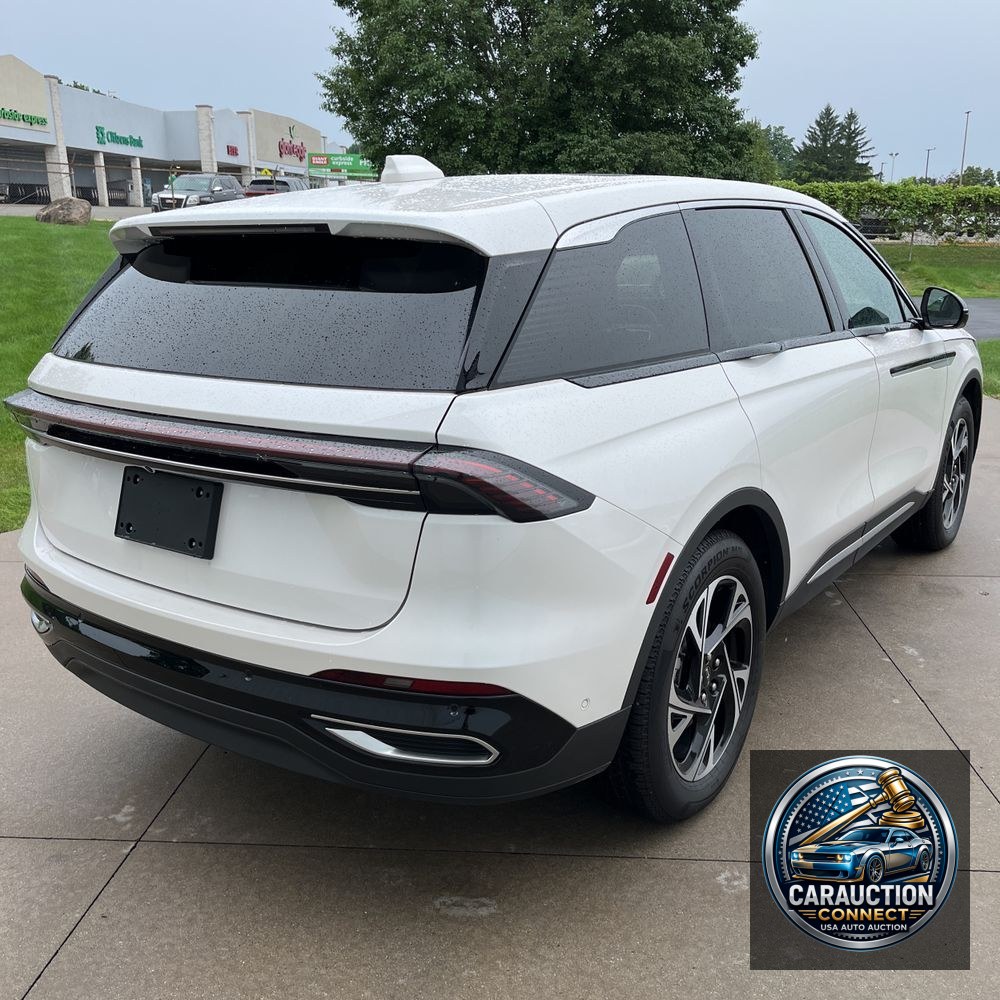 2024 Lincoln Nautilus Hybrid Premiere