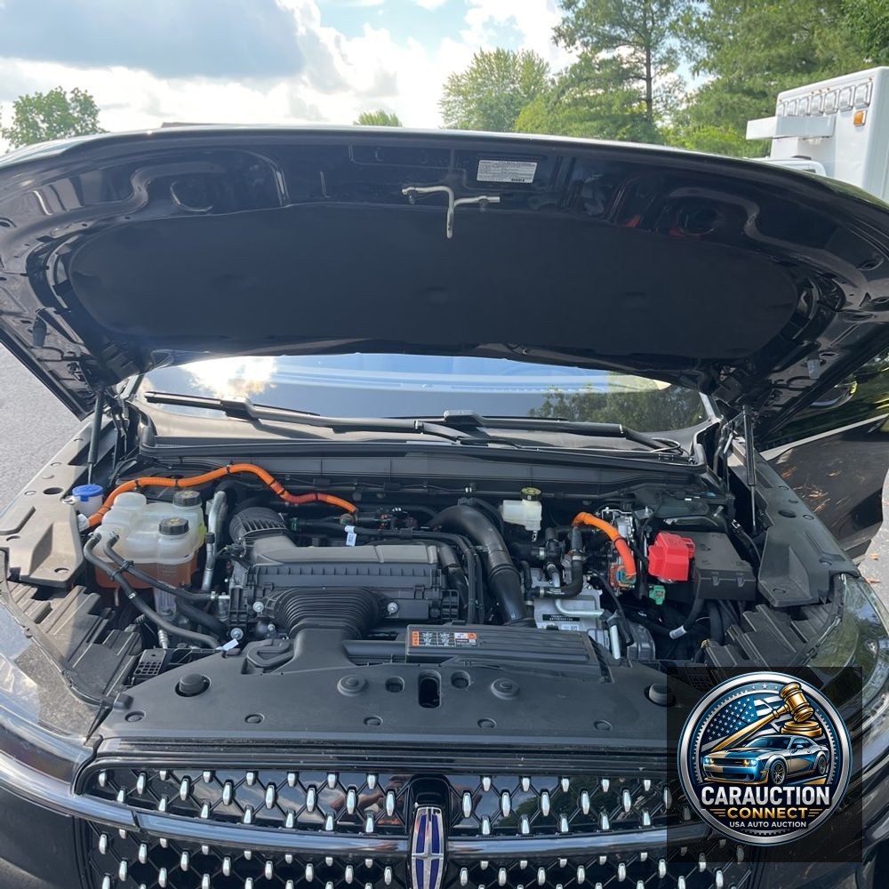 2024 Lincoln Nautilus Hybrid Premiere