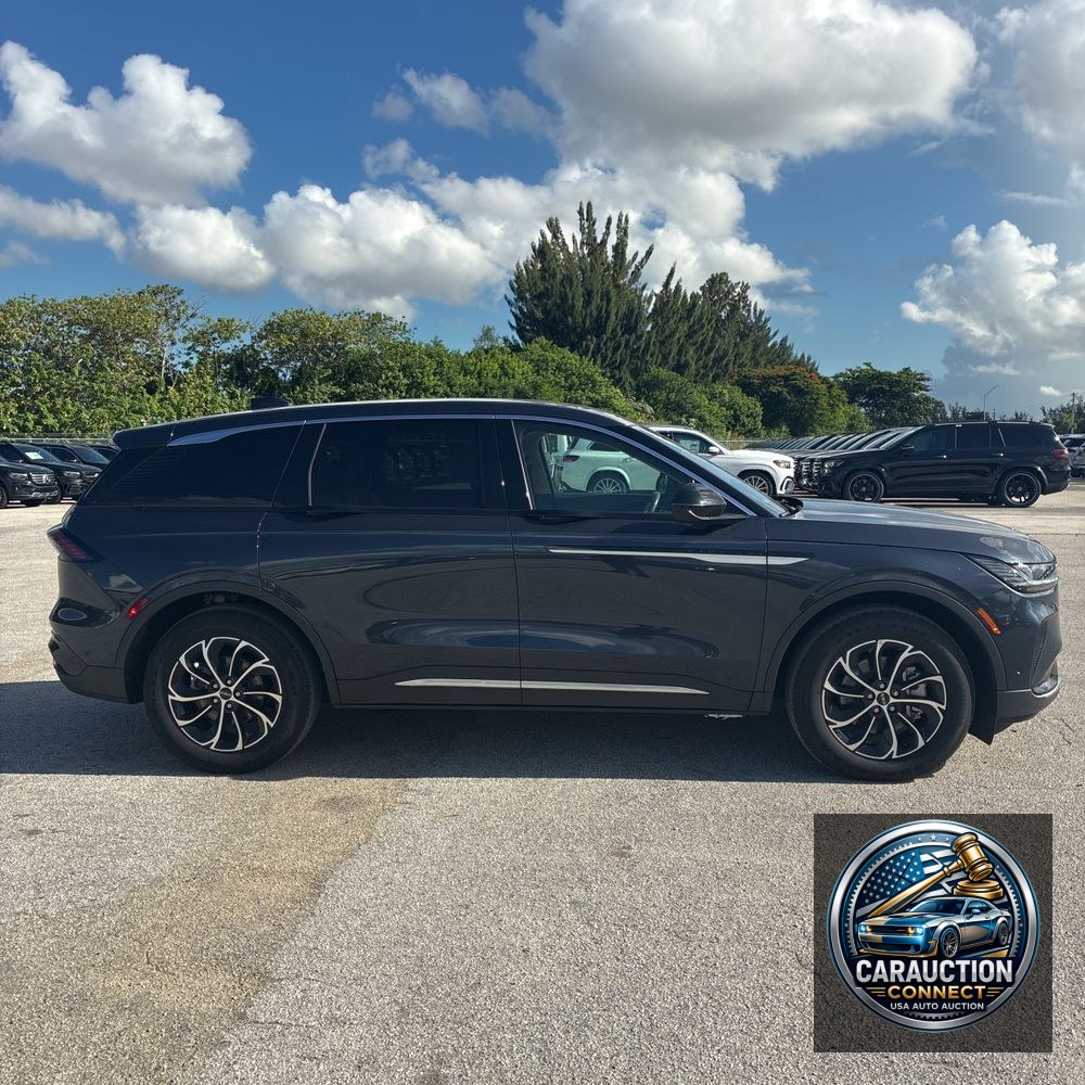 2024 Lincoln Nautilus Hybrid Premiere