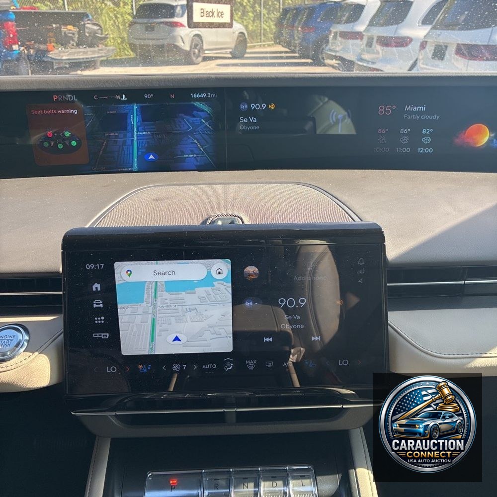 2024 Lincoln Nautilus Hybrid Premiere