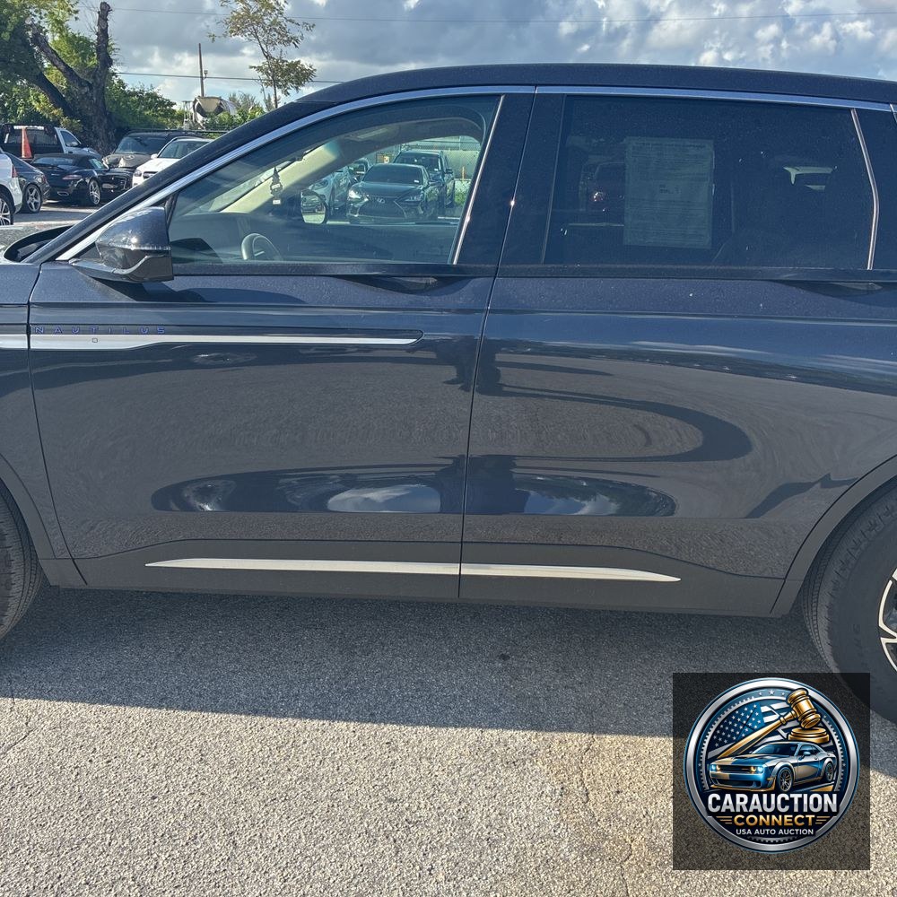 2024 Lincoln Nautilus Hybrid Premiere