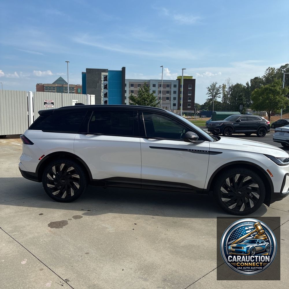 2025 Lincoln Nautilus Hybrid Reserve