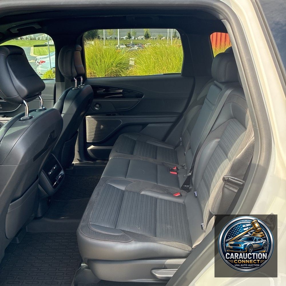 2025 Lincoln Nautilus Hybrid Reserve
