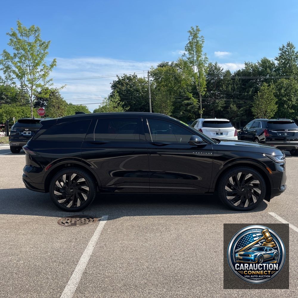 2025 Lincoln Nautilus Hybrid Reserve