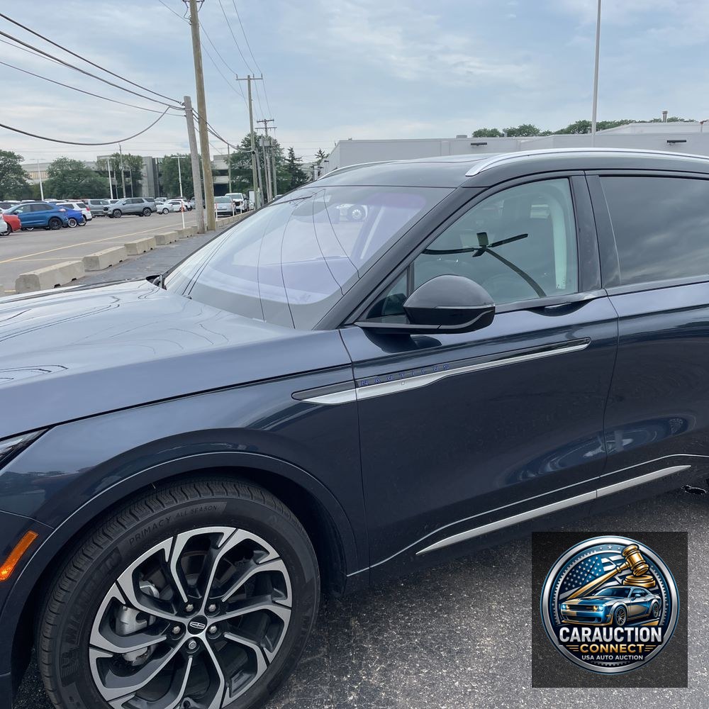 2024 Lincoln Nautilus Hybrid Reserve