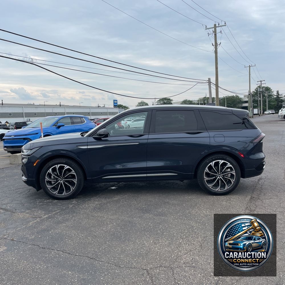 2024 Lincoln Nautilus Hybrid Reserve