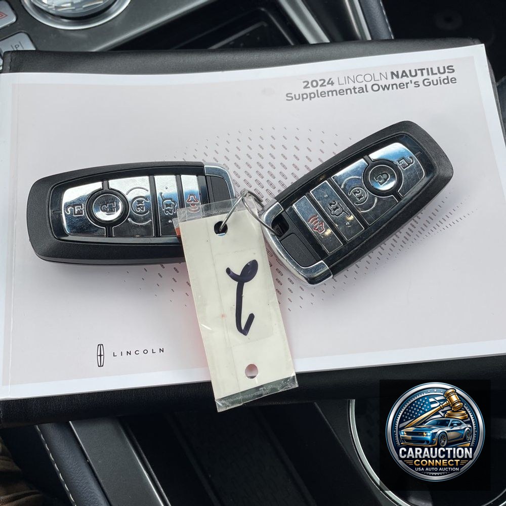 2024 Lincoln Nautilus Hybrid Reserve