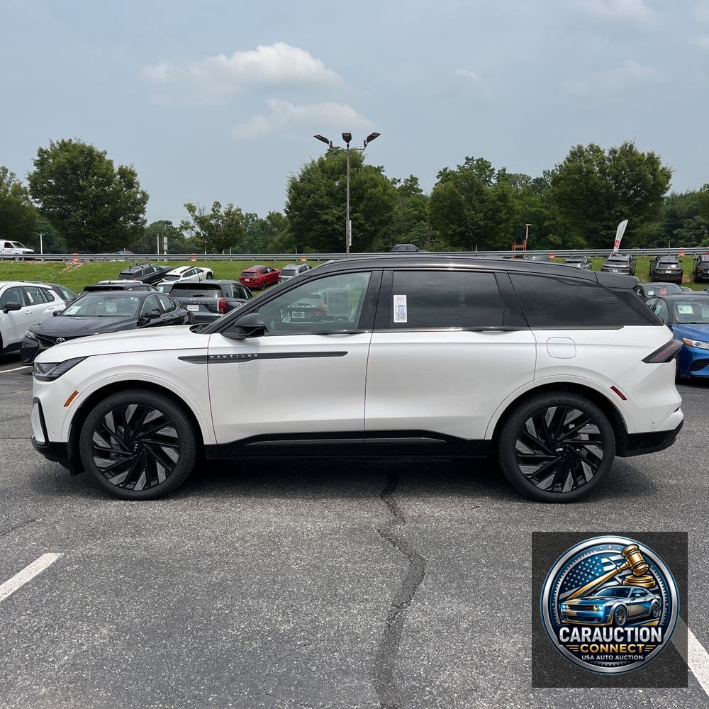 2024 Lincoln Nautilus Hybrid Reserve