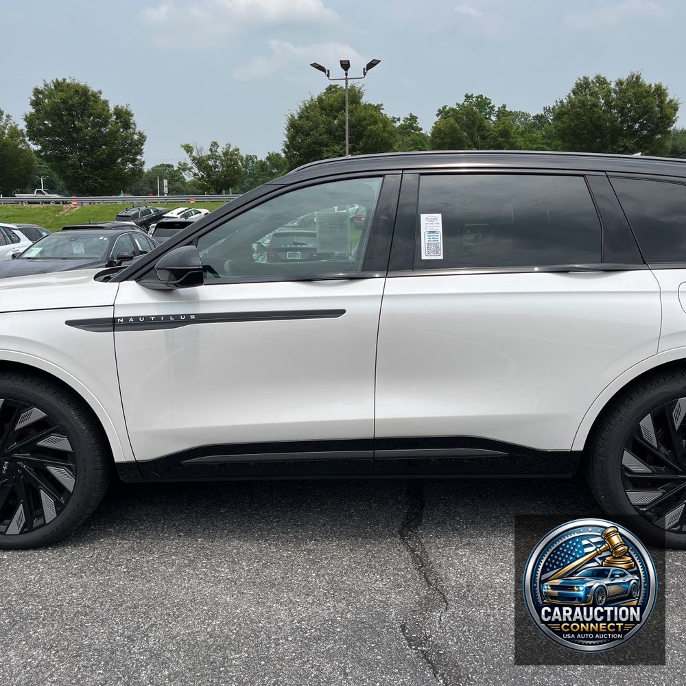 2024 Lincoln Nautilus Hybrid Reserve