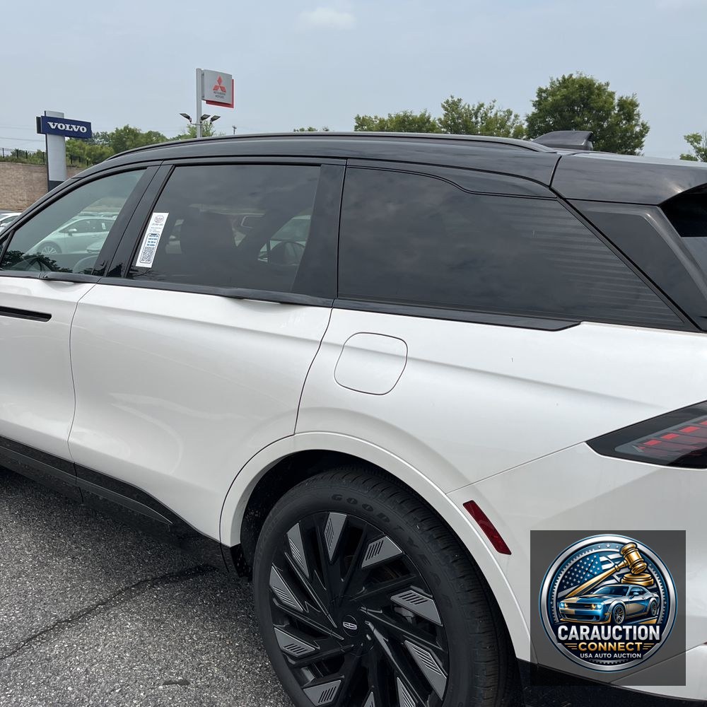 2024 Lincoln Nautilus Hybrid Reserve