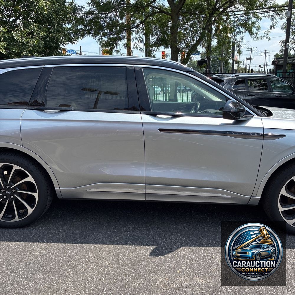 2024 Lincoln Nautilus Black Label