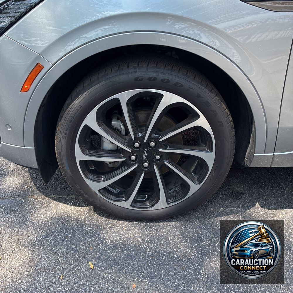 2024 Lincoln Nautilus Black Label