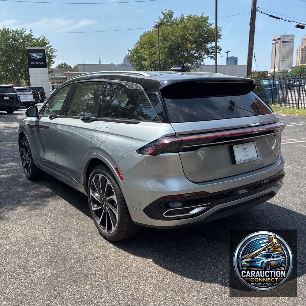 2024 Lincoln Nautilus Black Label
