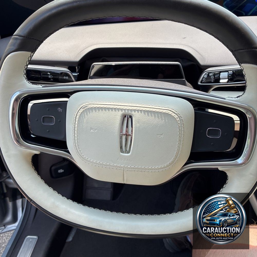 2024 Lincoln Nautilus Black Label