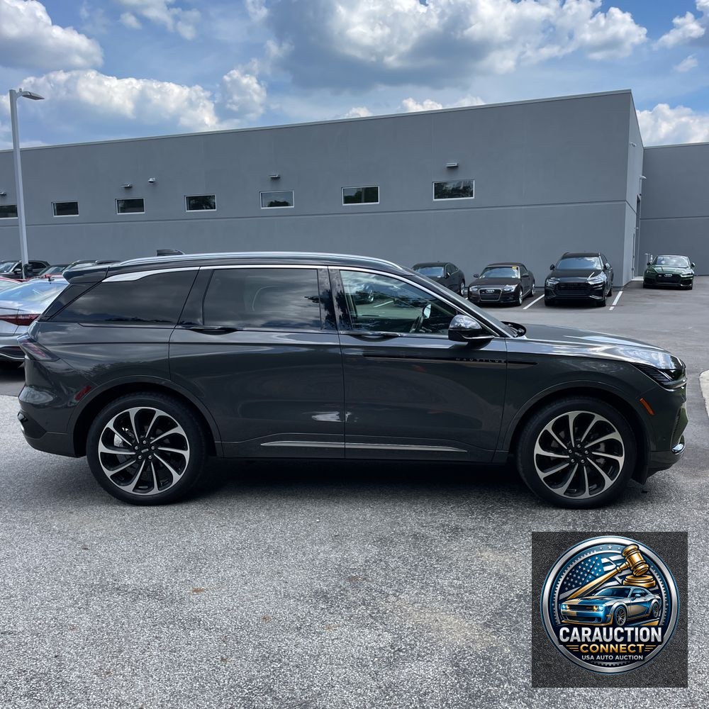 2024 Lincoln Nautilus Black Label