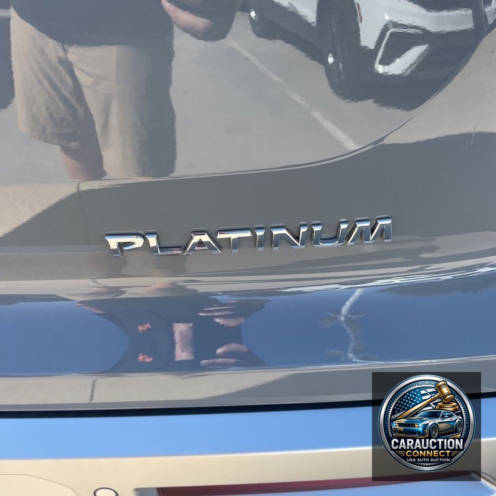 2025 Nissan Pathfinder Platinum