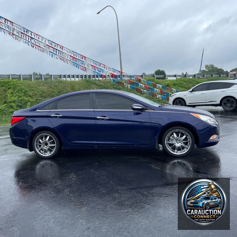 2013 Hyundai SONATA Limited