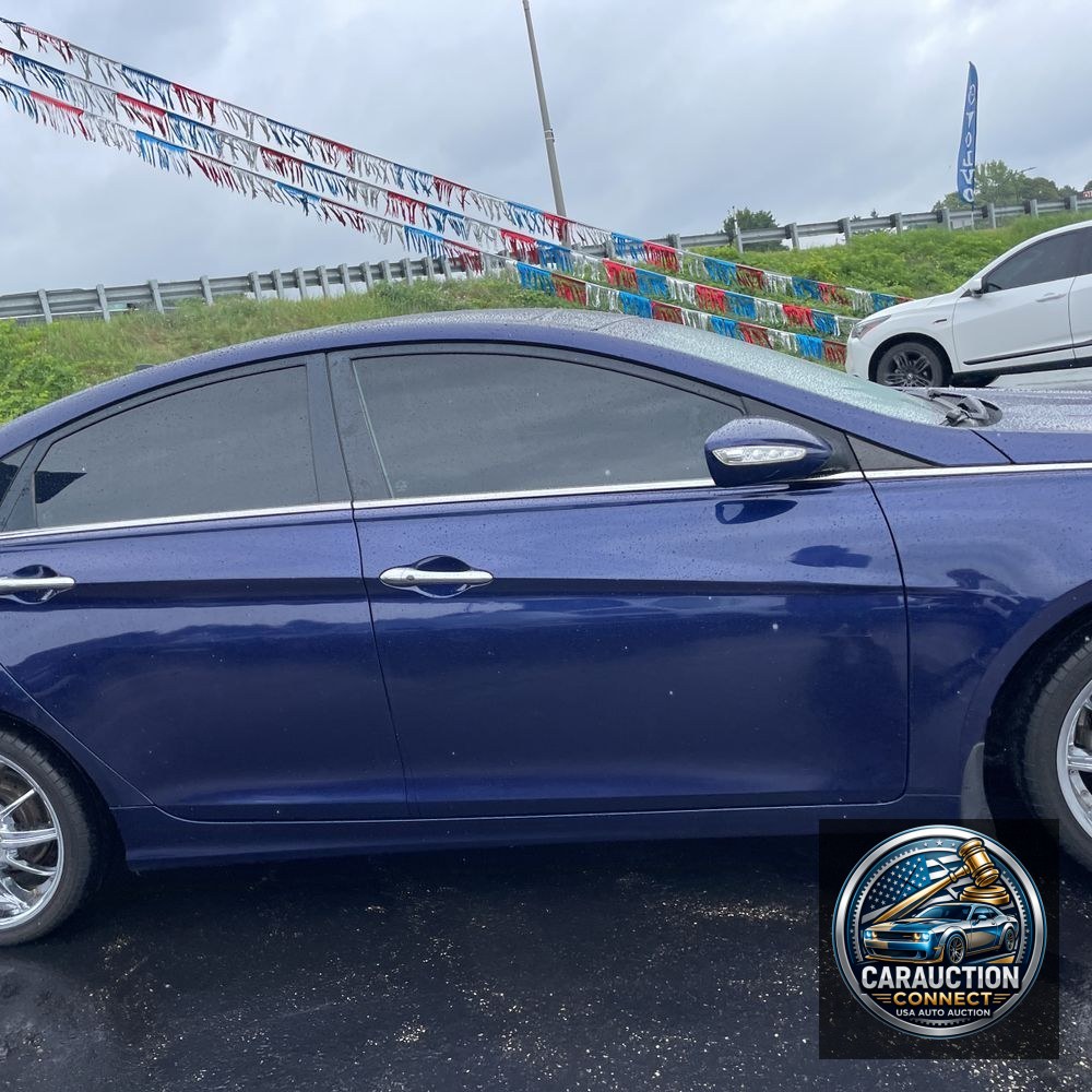 2013 Hyundai SONATA Limited