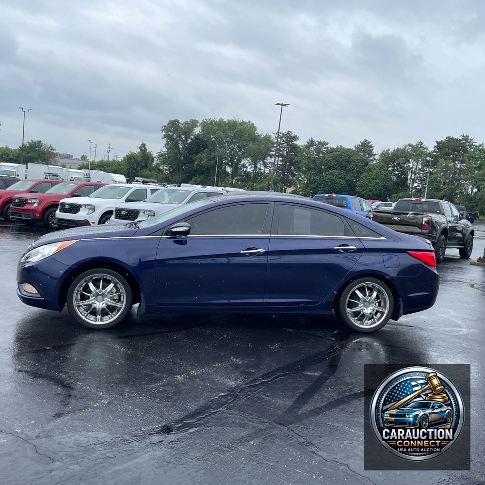 2013 Hyundai SONATA Limited