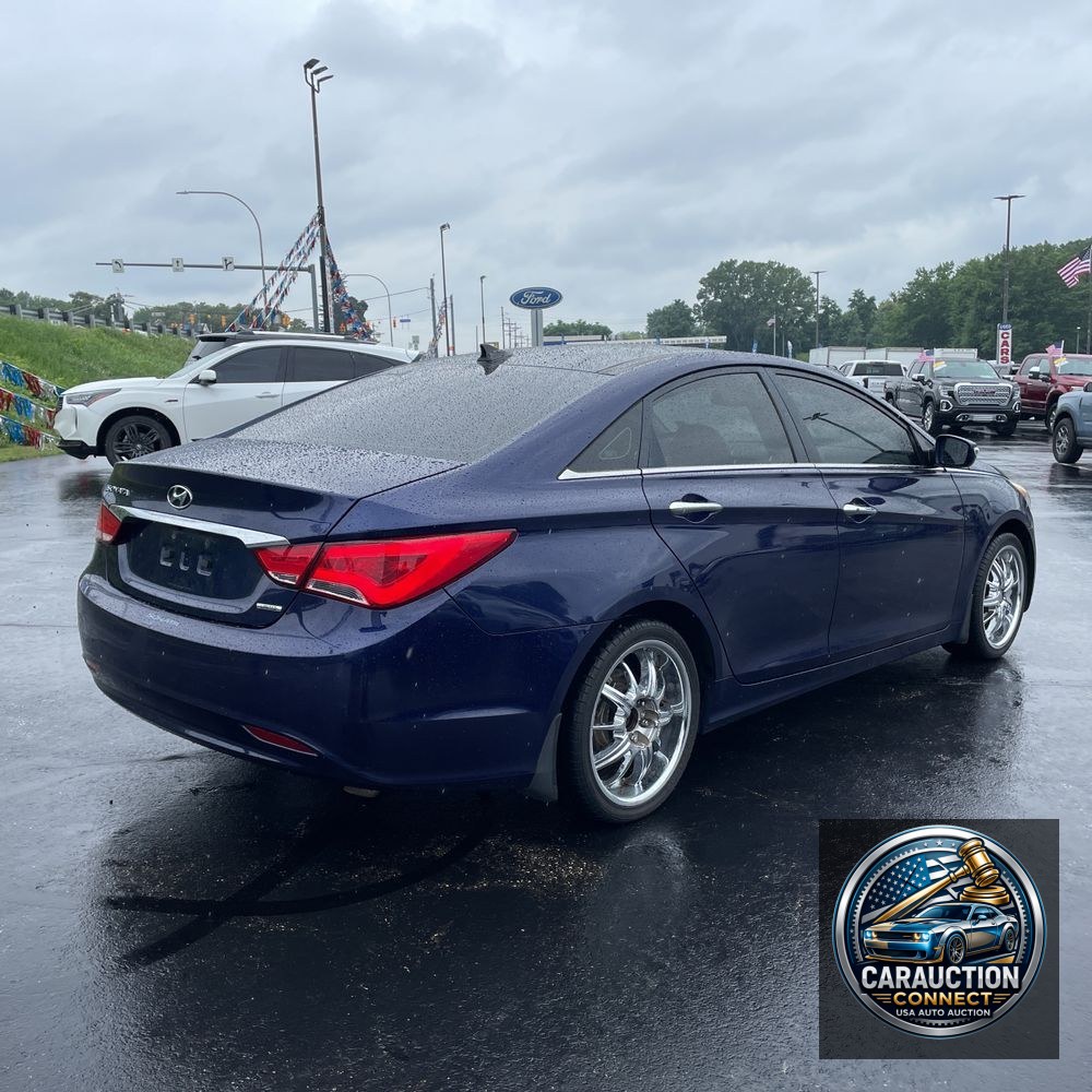 2013 Hyundai SONATA Limited