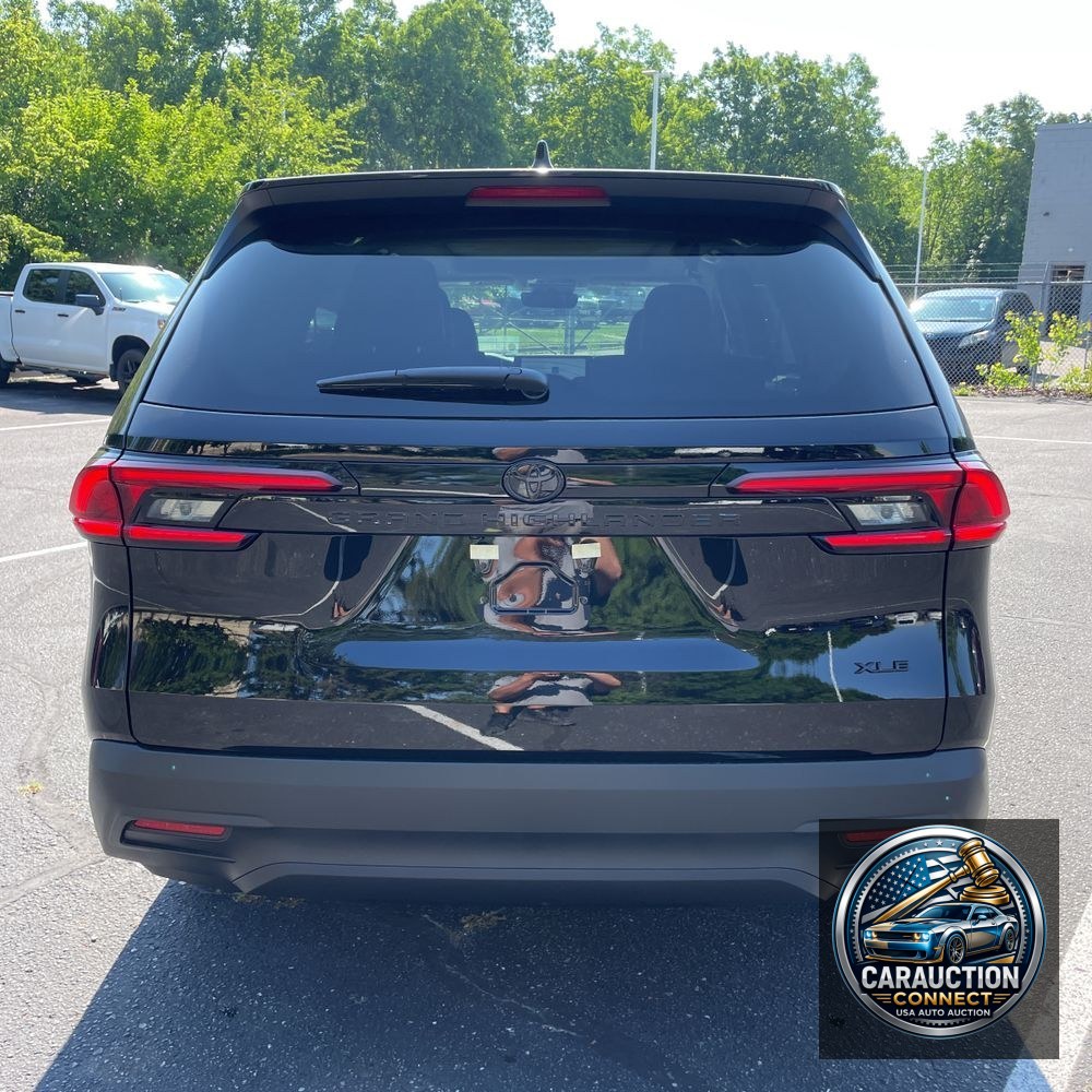 2025 Toyota Grand Highlander XLE