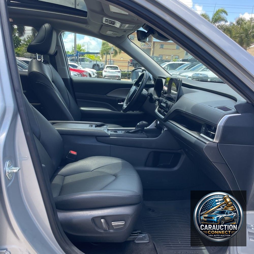 2024 Toyota Grand Highlander XLE