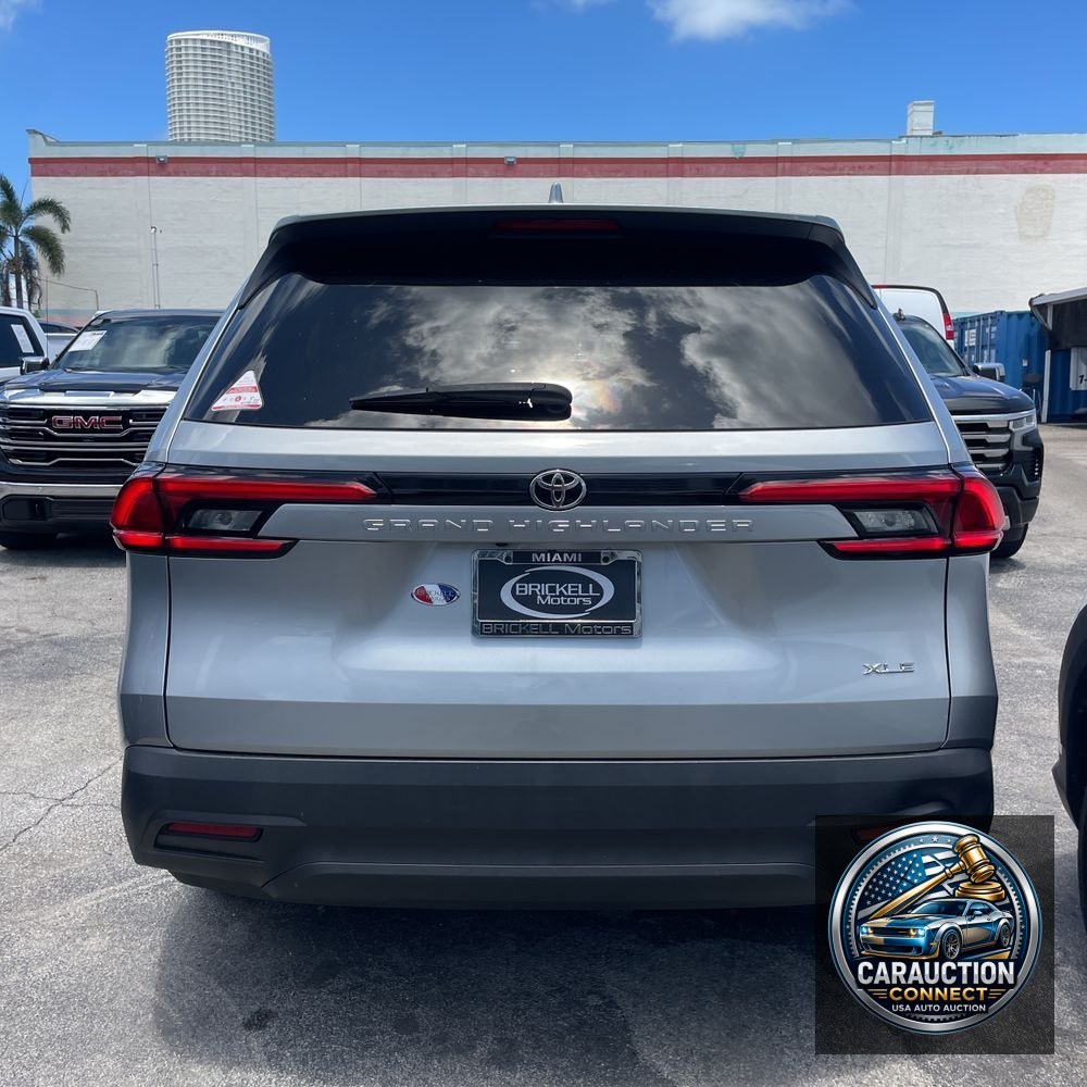 2024 Toyota Grand Highlander XLE