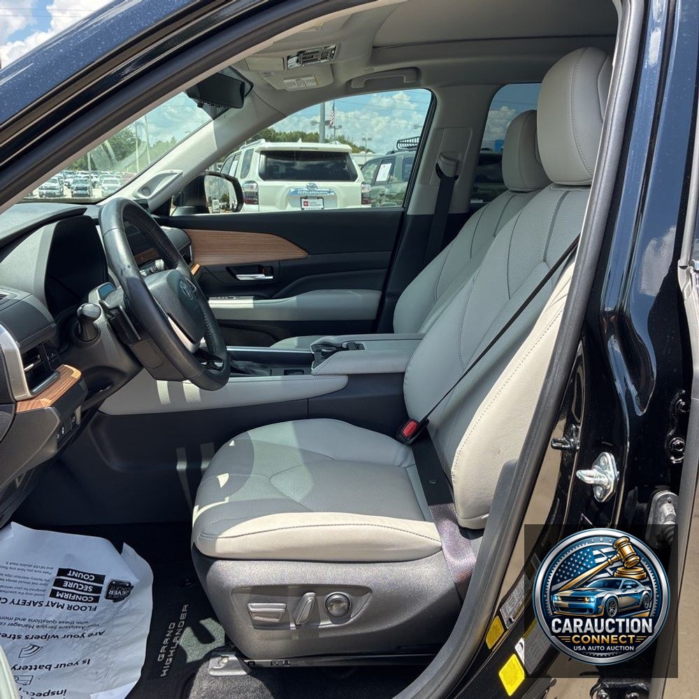 2024 Toyota Grand Highlander Platinum